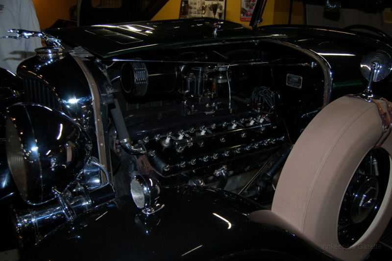 wheelsThruTime0039.JPG - This is the engine compartment of a twelve cylinder Lincoln (?).