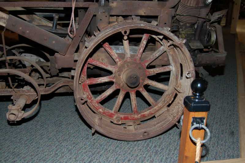 wheelsThruTime0073.JPG - More wooden spokes.